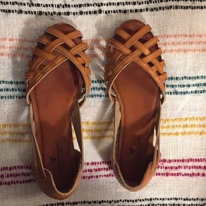 Leather strappy flats/sandals